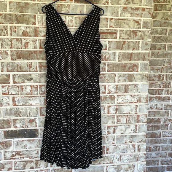 Ronni Nicole Black Gold Polka Dotted Wrap Sleeveless Skater Dress - Picture 8 of 10